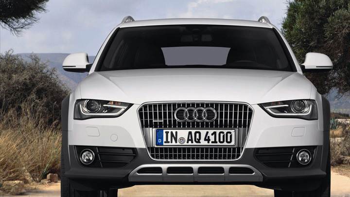 Front Pose of 2013 Audi A4 Allroad Quattro In White
